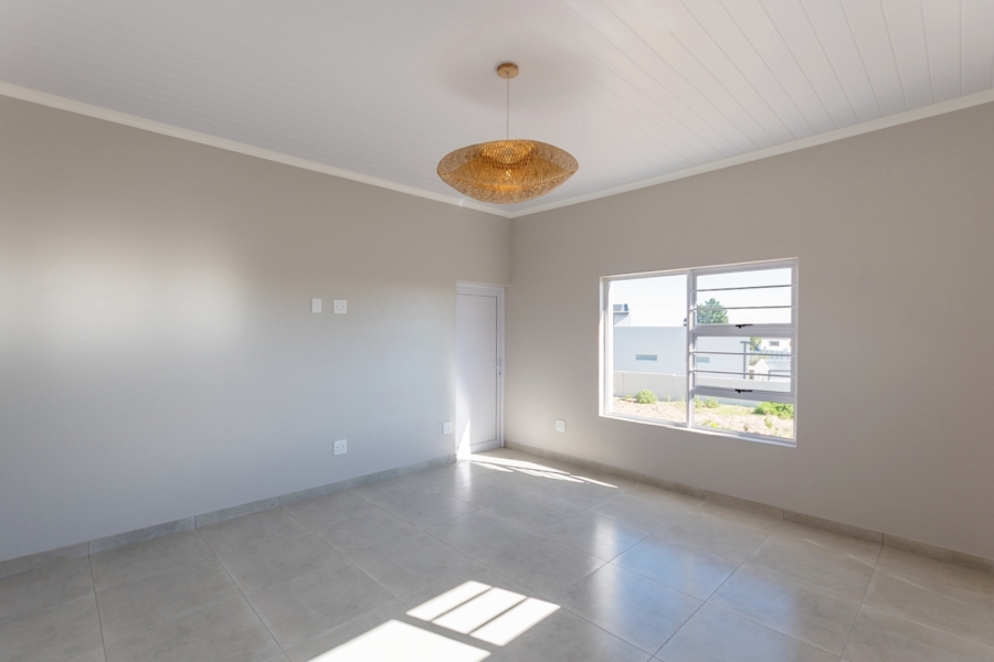 4 Bedroom Property for Sale in Country Club Western Cape